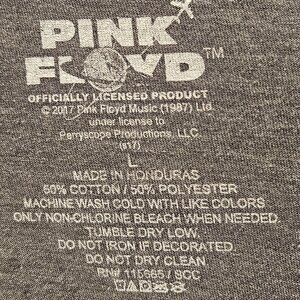 Pink Floyd officially licensed t-shirt featuring the iconic Dark Side of the Moo